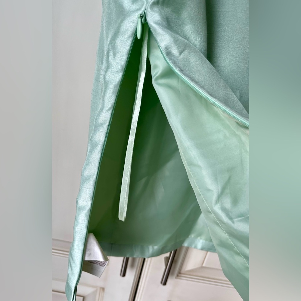 🍓 Image 18W green formal tank top. NWOT - Picture 3 of 4